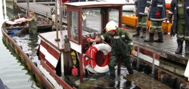 Ölaustritt nach Bootsuntergang