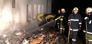 Containerbrand bei Feuerwehrdepot