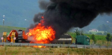 Gefährlicher Gefahrengutunfall auf A1