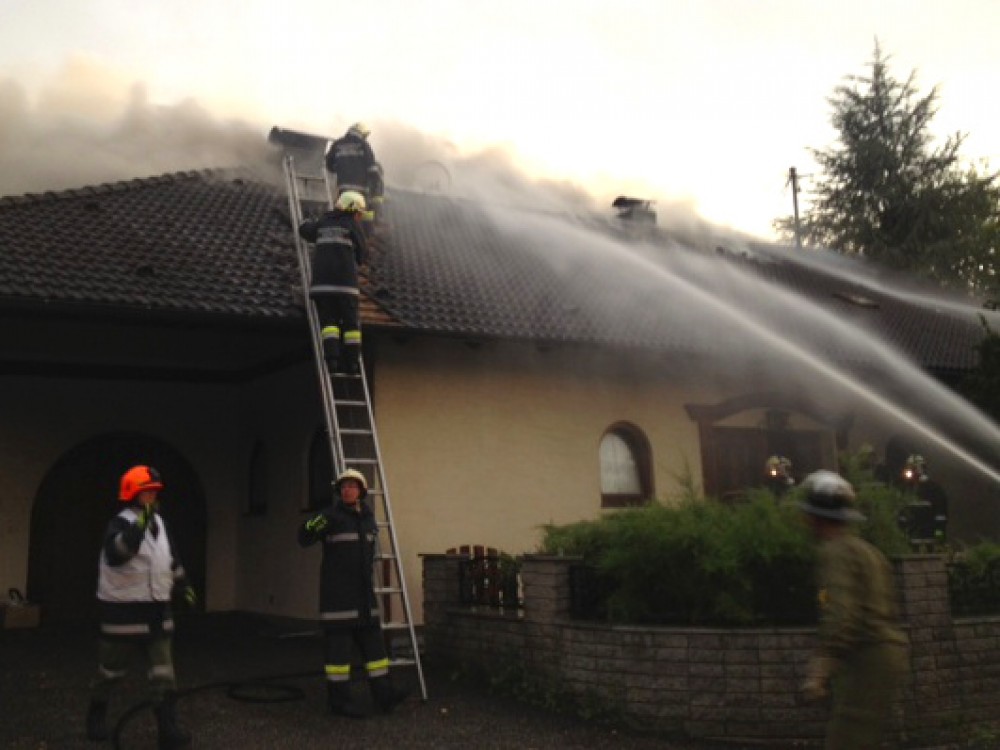 Brand eines Wohnhauses in Aurach