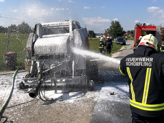 Brand Rundballenpresse