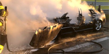 Fahrzeugbrand auf der Autobahn
