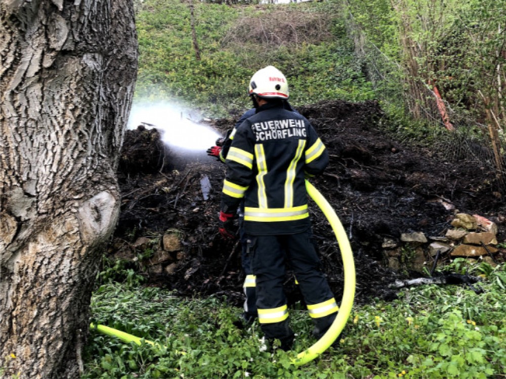 Kleinbrand im Vorbeifahren gelöscht