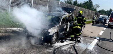 Fahrzeugbrand auf der Autobahn