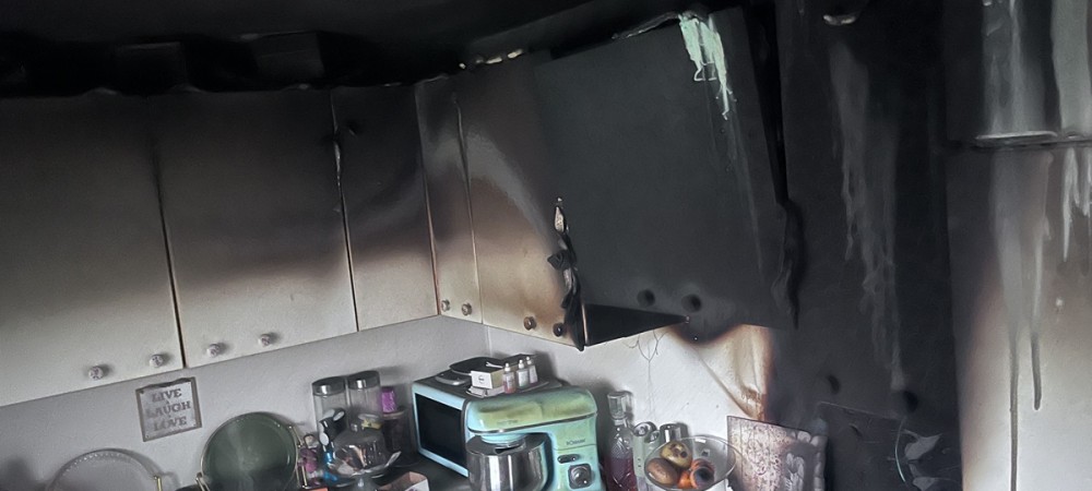 Küchenbrand in Kellerwohnung