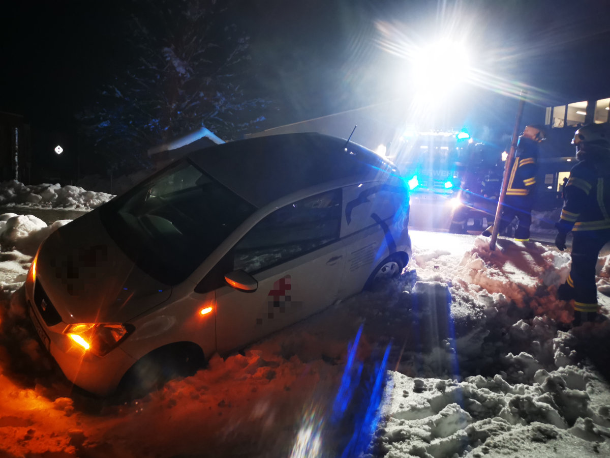 Fahrzeugbergung nach Eisregen