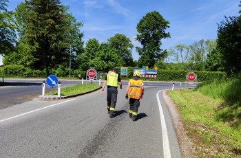 Ölspur im Kreuzungsbereich