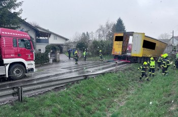 LKW Bergung in Seewalchen