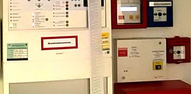 Automatischer Brandmelderalarm