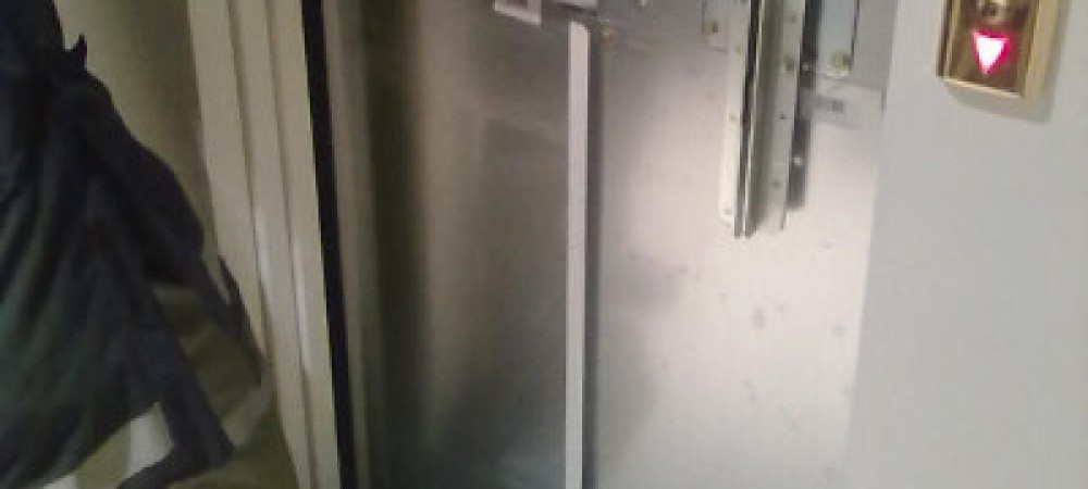 Rettung einer eingeschlossenen Person aus einem Lift