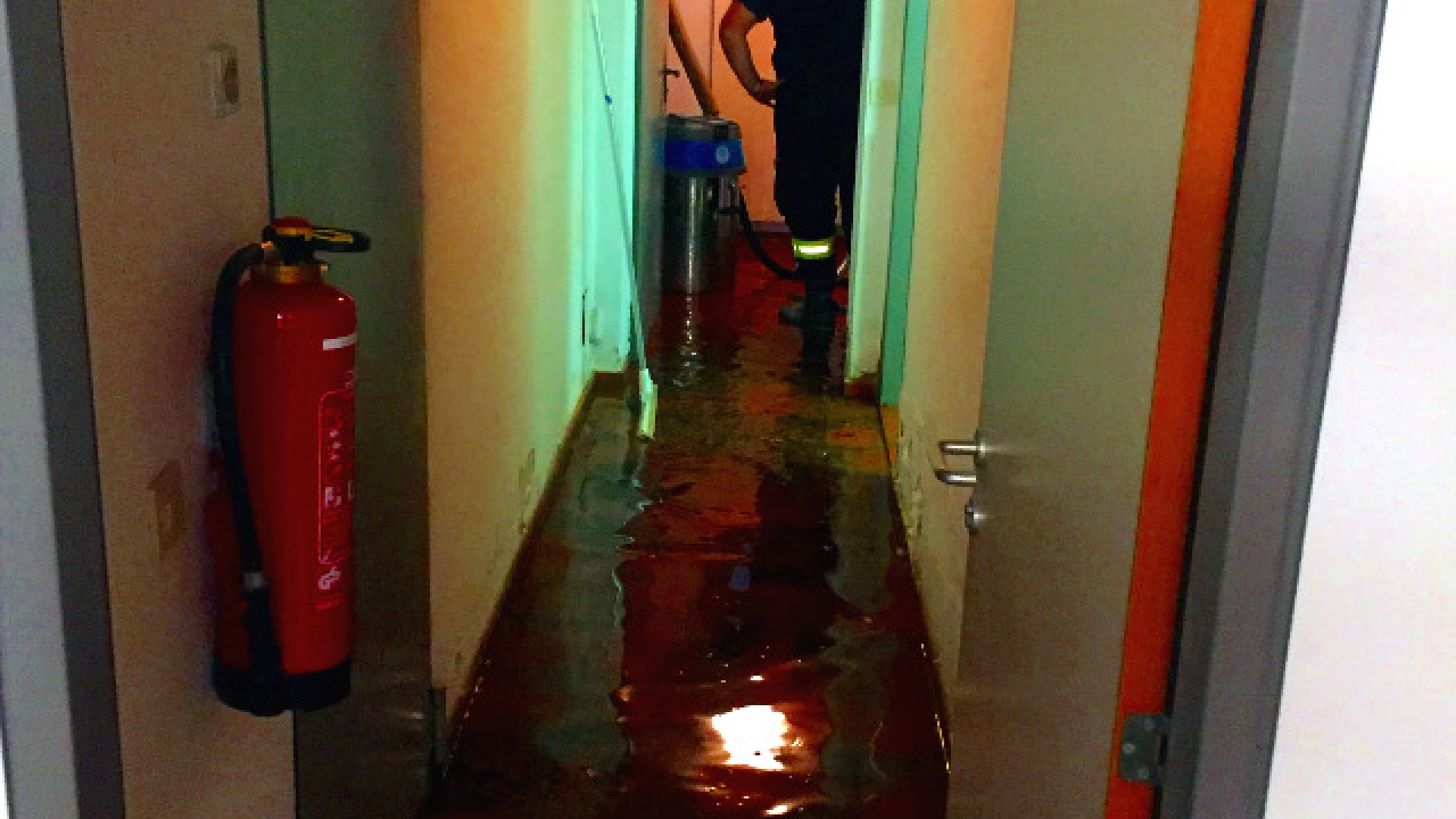 Pumparbeiten nach Unwetter