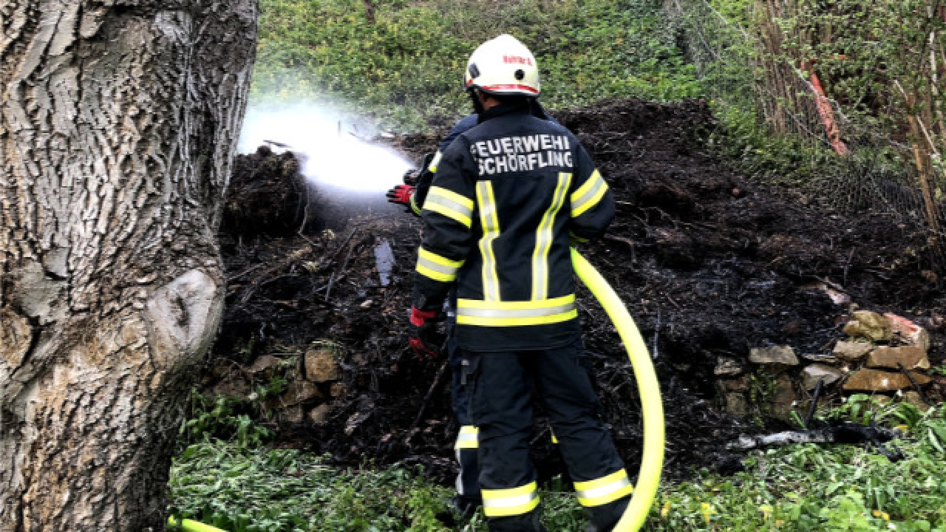Kleinbrand im Vorbeifahren gelöscht