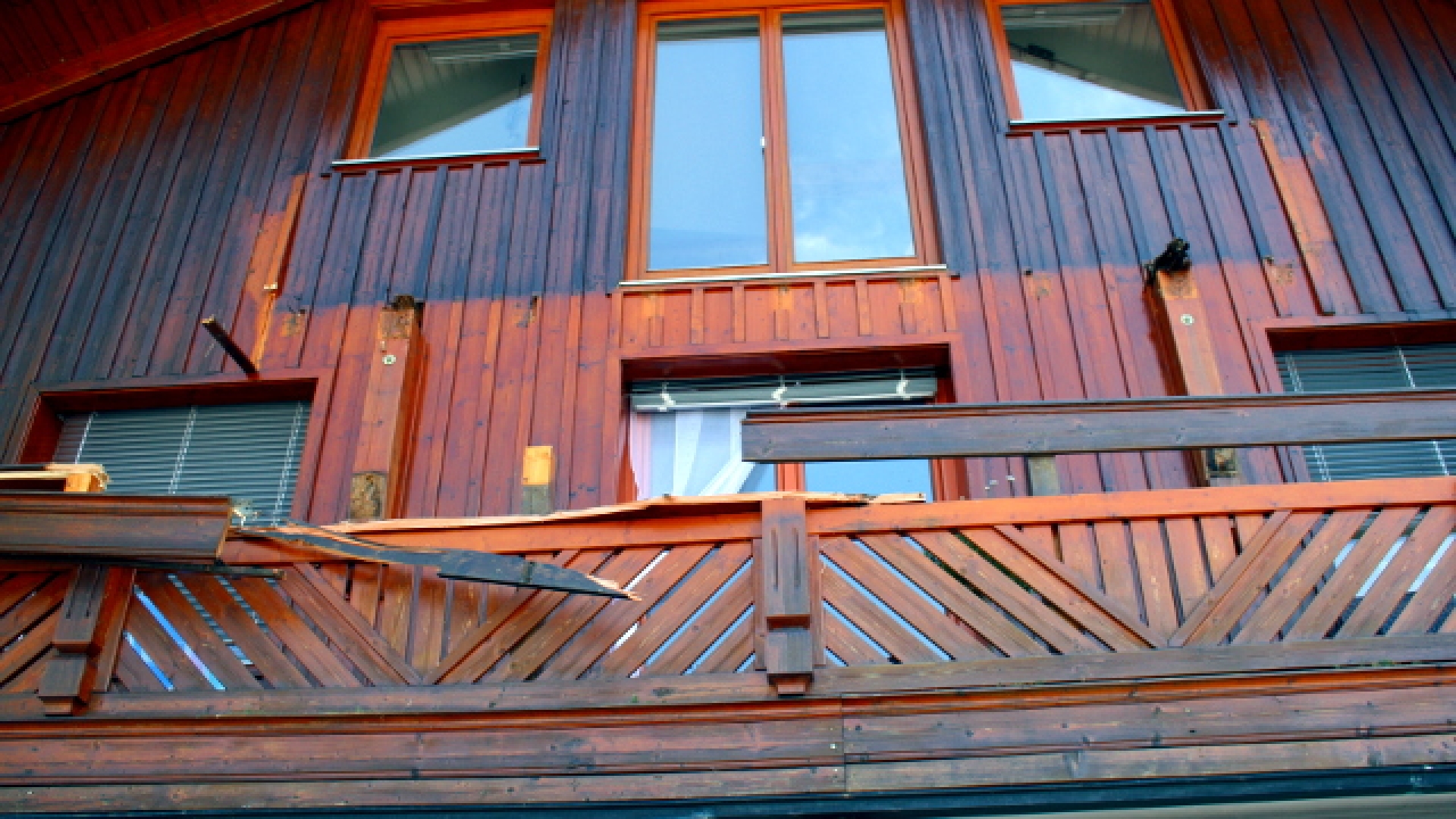 Aufräumarbeiten im Motor Yachtclub