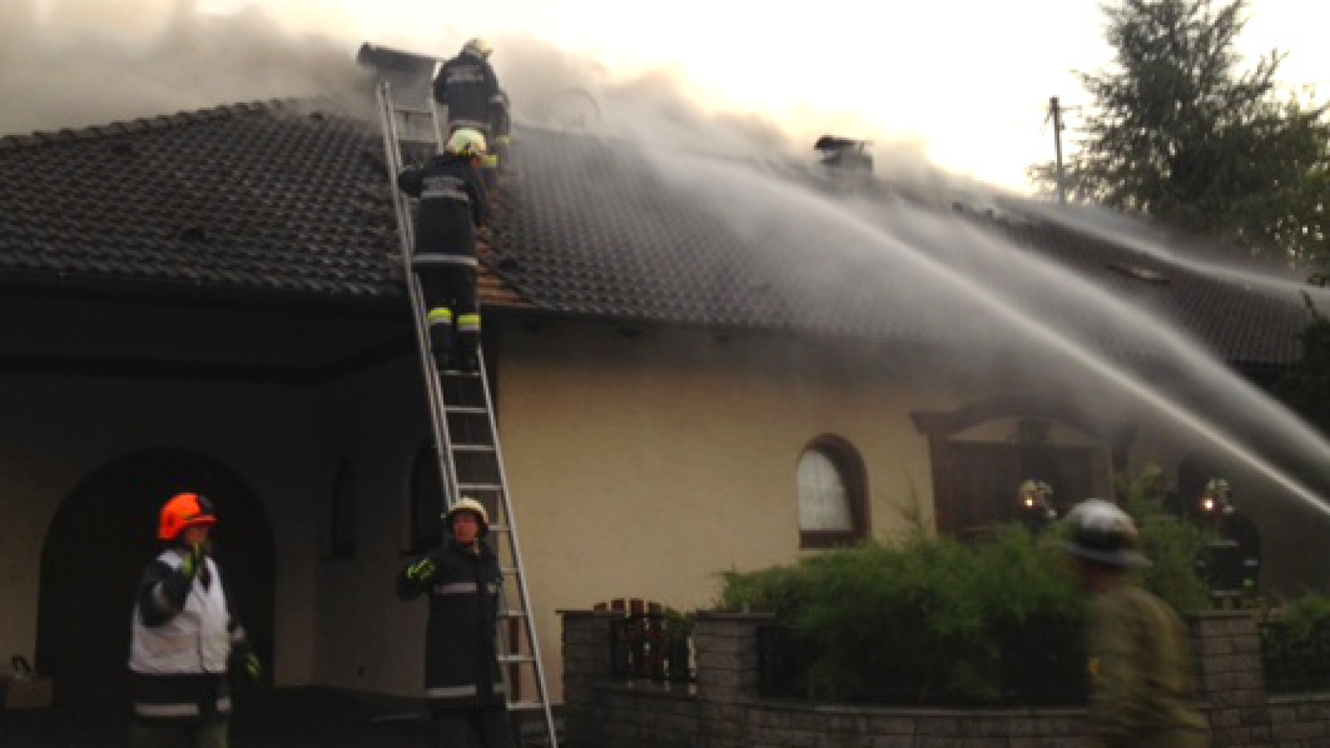 Brand eines Wohnhauses in Aurach