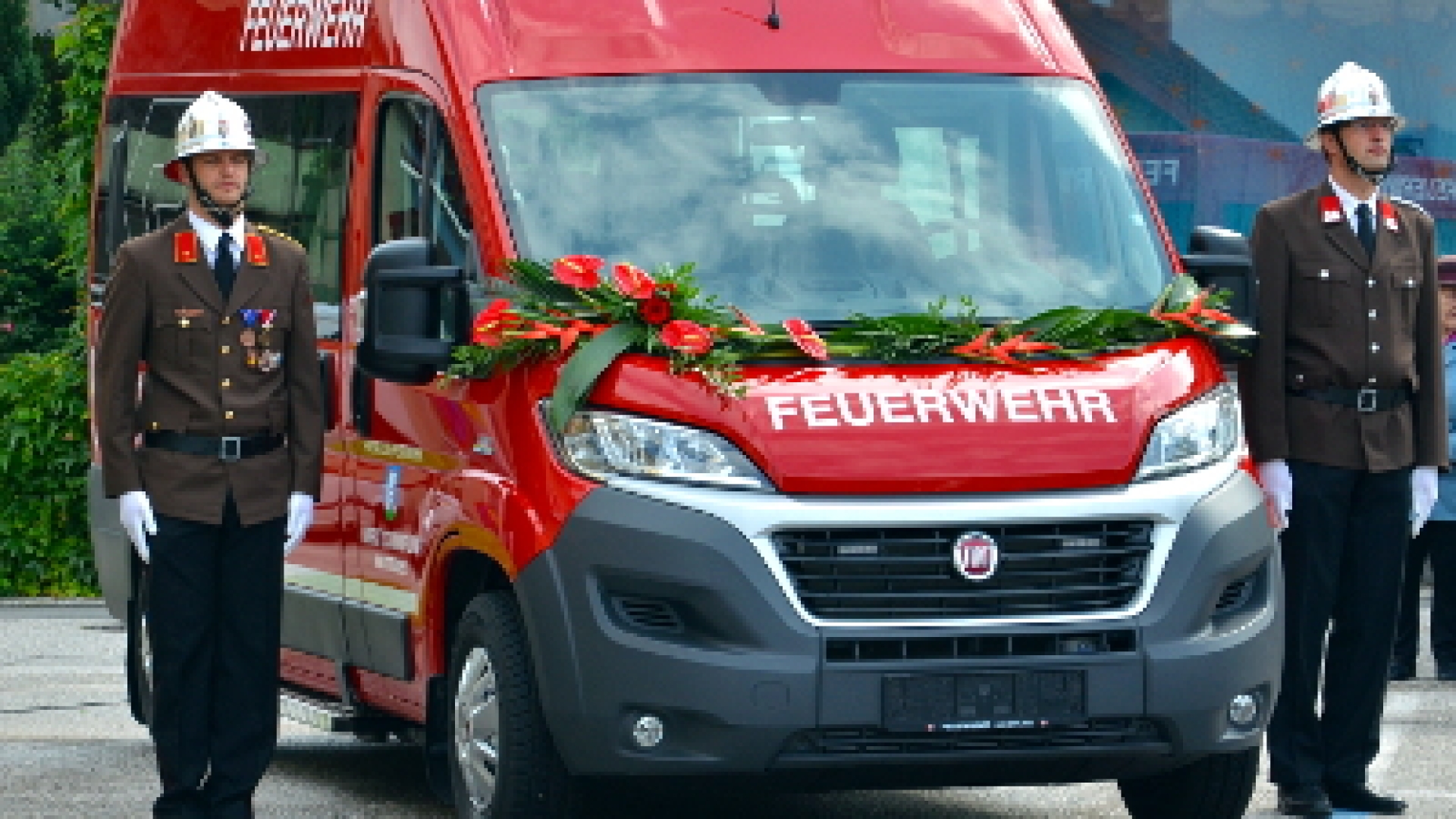 Frühschoppen mit Fahrzeugsegnung 2015